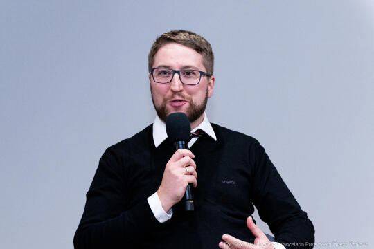 pw_369_023_fot. piotr wojnarowski.jpg-Miszalski, debata, Nowa Huta, kombinat, utopia