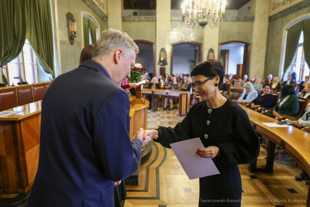 wręczenie, nagrody prezydenta, Klaman, nauczyciele, dyrektorzy, Domańska, Pasek  Autor: B. Świerzowski