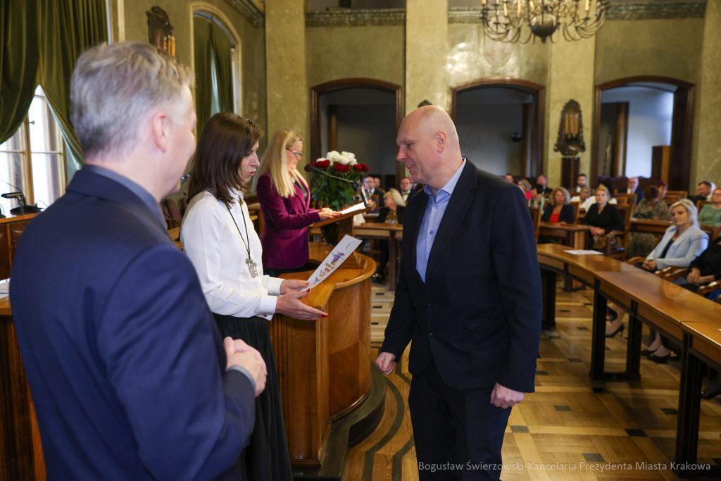 wręczenie, nagrody prezydenta, Klaman, nauczyciele, dyrektorzy, Domańska, Pasek  Autor: B. Świerzowski