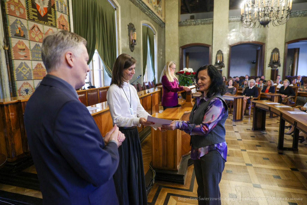 wręczenie, nagrody prezydenta, Klaman, nauczyciele, dyrektorzy, Domańska, Pasek  Autor: B. Świerzowski