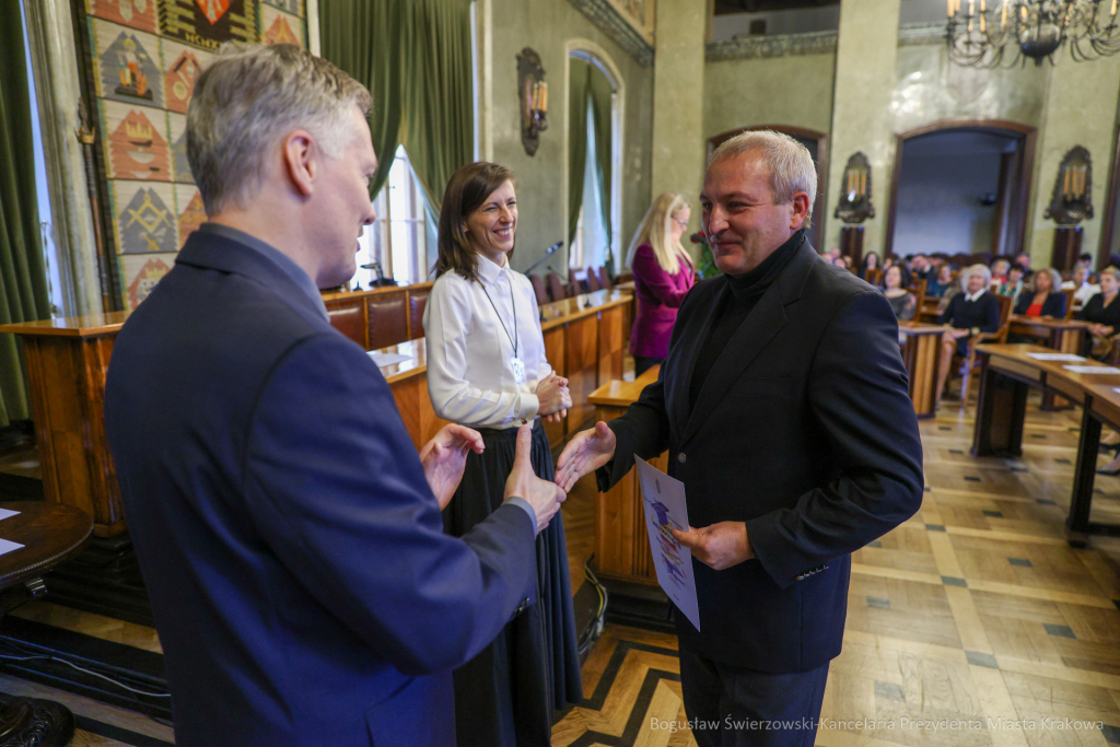 wręczenie, nagrody prezydenta, Klaman, nauczyciele, dyrektorzy, Domańska, Pasek  Autor: B. Świerzowski