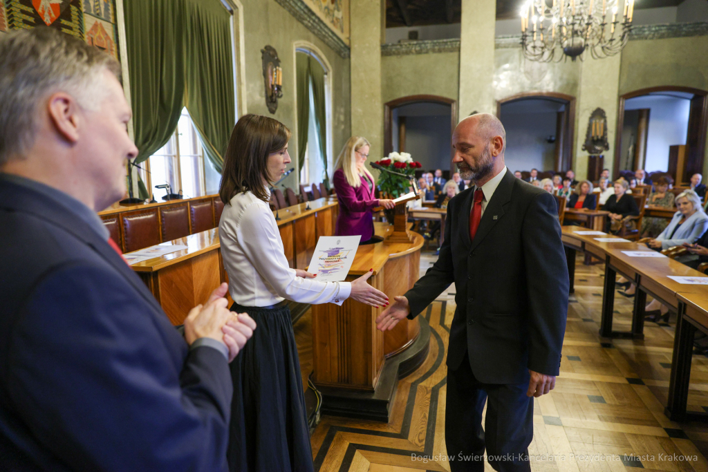 wręczenie, nagrody prezydenta, Klaman, nauczyciele, dyrektorzy, Domańska, Pasek  Autor: B. Świerzowski