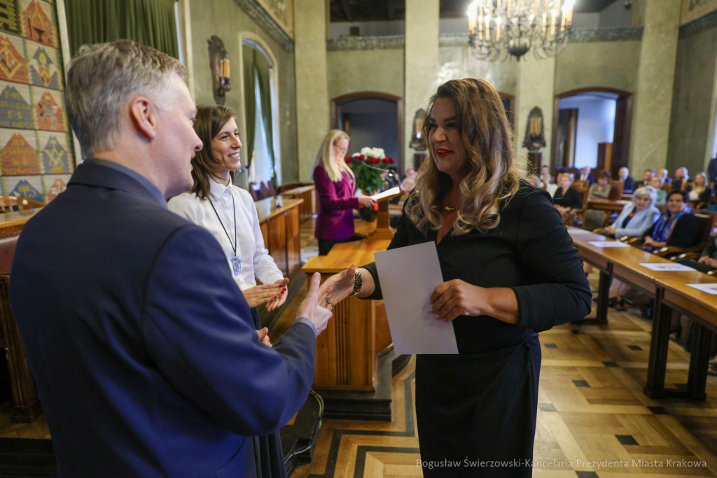 wręczenie, nagrody prezydenta, Klaman, nauczyciele, dyrektorzy, Domańska, Pasek  Autor: B. Świerzowski