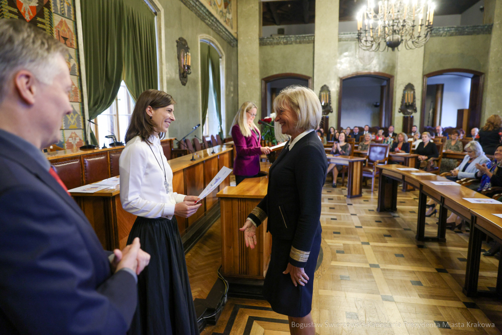 wręczenie, nagrody prezydenta, Klaman, nauczyciele, dyrektorzy, Domańska, Pasek  Autor: B. Świerzowski