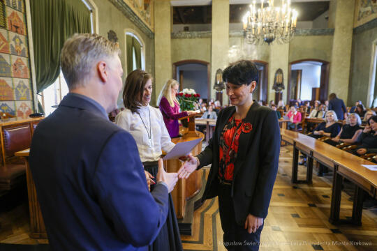 wręczenie, nagrody prezydenta, Klaman, nauczyciele, Domańska, Pasek, przedszkola, podstawowe