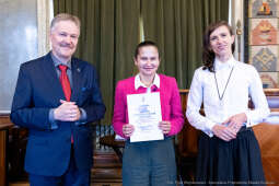 wręczenie, nagrody prezydenta, Klaman, nauczyciele, Domańska, Pasek, przedszkola, podstawowe