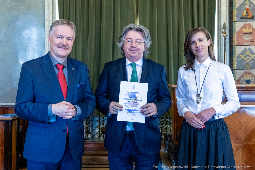 wręczenie, nagrody prezydenta, Klaman, nauczyciele, Domańska, Pasek, licea, ponadpodstawowe  Autor: P. Wojnarowski