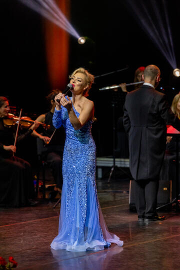 20241013-bsk_8048.jpg-gala operetkowa, Nowa Huta, Sęk, NCK, brylantowe gody