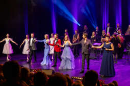 20241013-bsk_8247.jpg-gala operetkowa, Nowa Huta, Sęk, NCK, brylantowe gody