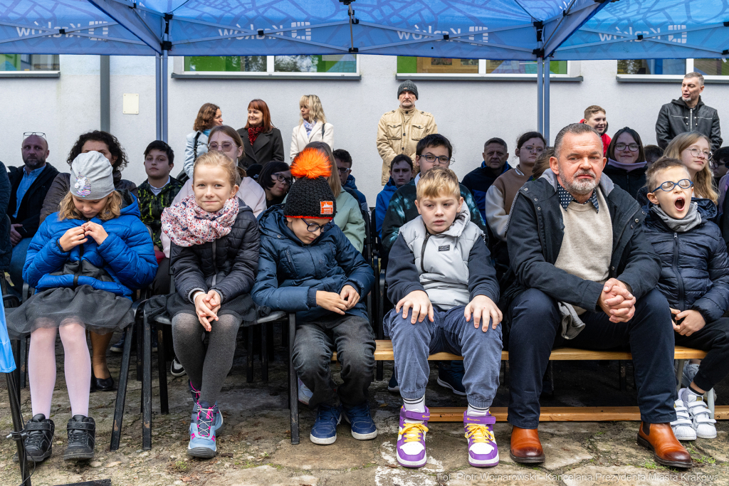 Miszalski, autobus, Centrum dla Niewidomych i Słabowidzących, Tyniecka, Chamielec, Nawratowicz-Stu  Autor: P. Wojnarowski