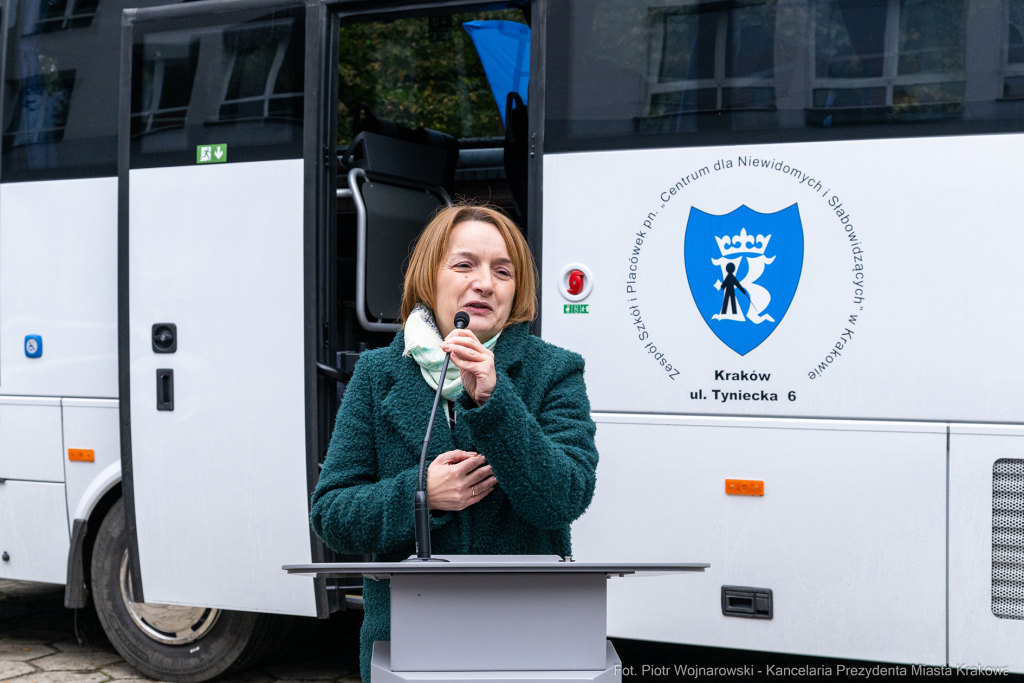 Miszalski, autobus, Centrum dla Niewidomych i Słabowidzących, Tyniecka, Chamielec, Nawratowicz-Stu  Autor: P. Wojnarowski