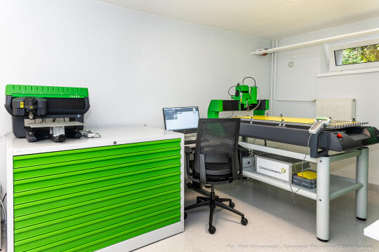 Miszalski, autobus, Centrum dla Niewidomych i Słabowidzących, Tyniecka, Chamielec, Nawratowicz-Stu