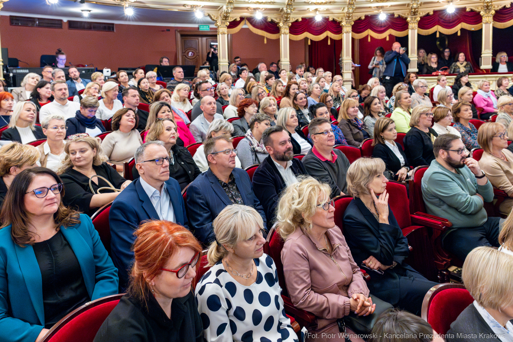 Klaman, konferencja, nauczyciele, dyrektorzy, szkoły, przedszkola, Pasek, Domańska, Teatr Słowack  Autor: P. Wojnarowski