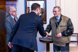 pw_381_017_fot. piotr wojnarowski.jpg-Miszalski, prezydent, Norman Davies, spotkanie, Kraków