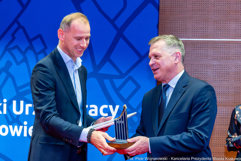 Targi Pracy i Przedsiębiorczości, Mazur, Przedsiębiorca roku, Grodzki Urząd Pracy, Tauron Arena   Autor: P. Wojnarowski