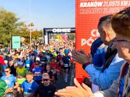 10 cracovia półmaraton królewski 8.jpeg-10 Cracovia Półmaraton Królewski