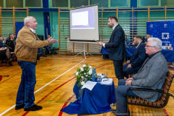 ławka dialogu, spotkanie, mieszkańcy, Dzielnica XVII, Wzgórza Krzesławickie, Mizalski, Sęk, Kra