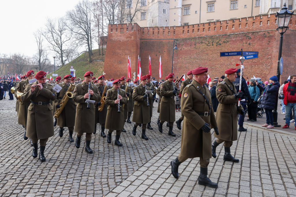 bs-241111-bsk_7253.jpg-11 listopada, uroczystości, Miszalski  Autor: B. Świerzowski