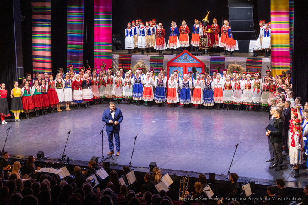 bs-241115-bsk_9293.jpg-KRAKUS, AGH, Sęk  Autor: B. Świerzowski