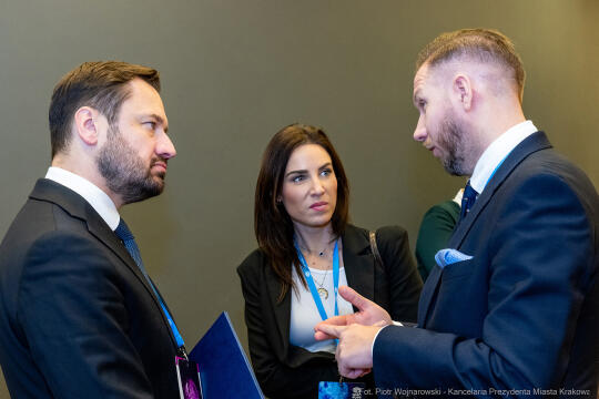 Eyes Economy Summit 2024 - otwarcie i panel dyskusyjny z udziałem Prezydenta Krakowa