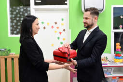 umk_7563.jpg-Prezydent z wizytą w żłobku nr 32