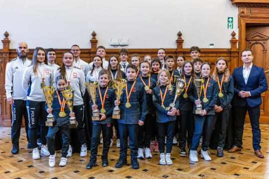 pw_356_001_fot. piotr wojnarowski.jpg-Karatecy u Zastępcy Prezydenta Miasta Krakowa