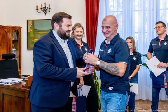 pw_358_008_fot. piotr wojnarowski.jpg-Sęk, ampfutbol, ampfutboliści, Wisła Kraków, spotkanie