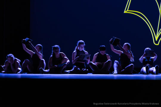 bs-241127-bsk_1004.jpg-gala, Klaman, MDK