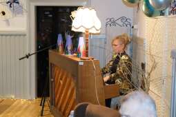 dscf8685.jpg-Zabawa Andrzejkowa 2024 z wieloma ucztami.