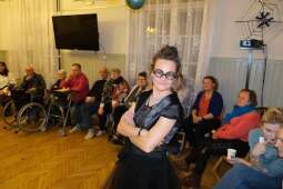 dscf8722.jpg-Zabawa Andrzejkowa 2024 z wieloma ucztami.