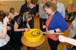 dscf8774.jpg-Zabawa Andrzejkowa 2024 z wieloma ucztami.