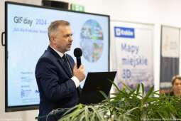 gisday-zw_2048-2-1024x683.jpg