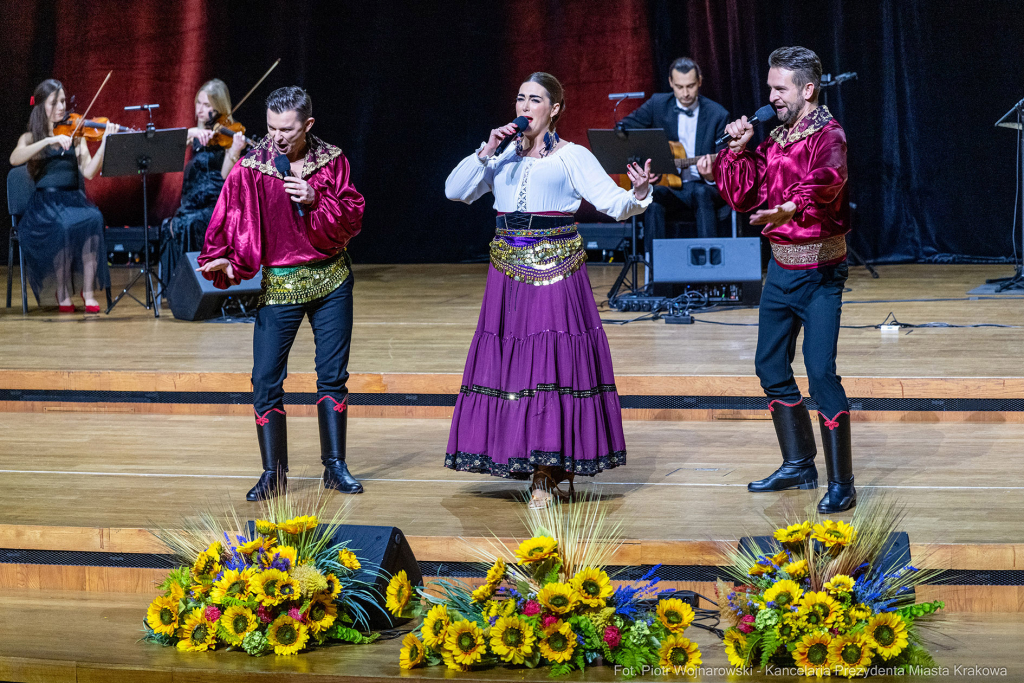 seniorzy, Okonska-Walkowicz, Rada Krakowskich Seniorów, koncert, ICE, jubileusz, 10 lat, Pietrzyk  Autor: P. Wojnarowski