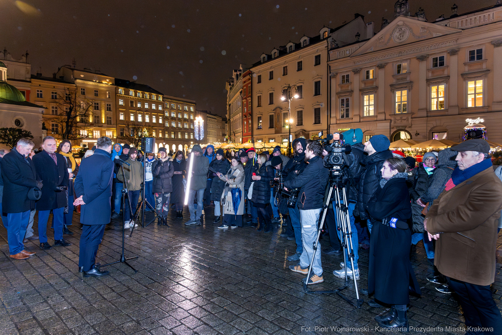 Szopka Turystyczna, Sukiennice, Miszalski, Niezabitowski, Soszyński, odsłonięcie  Autor: P. Wojnarowski