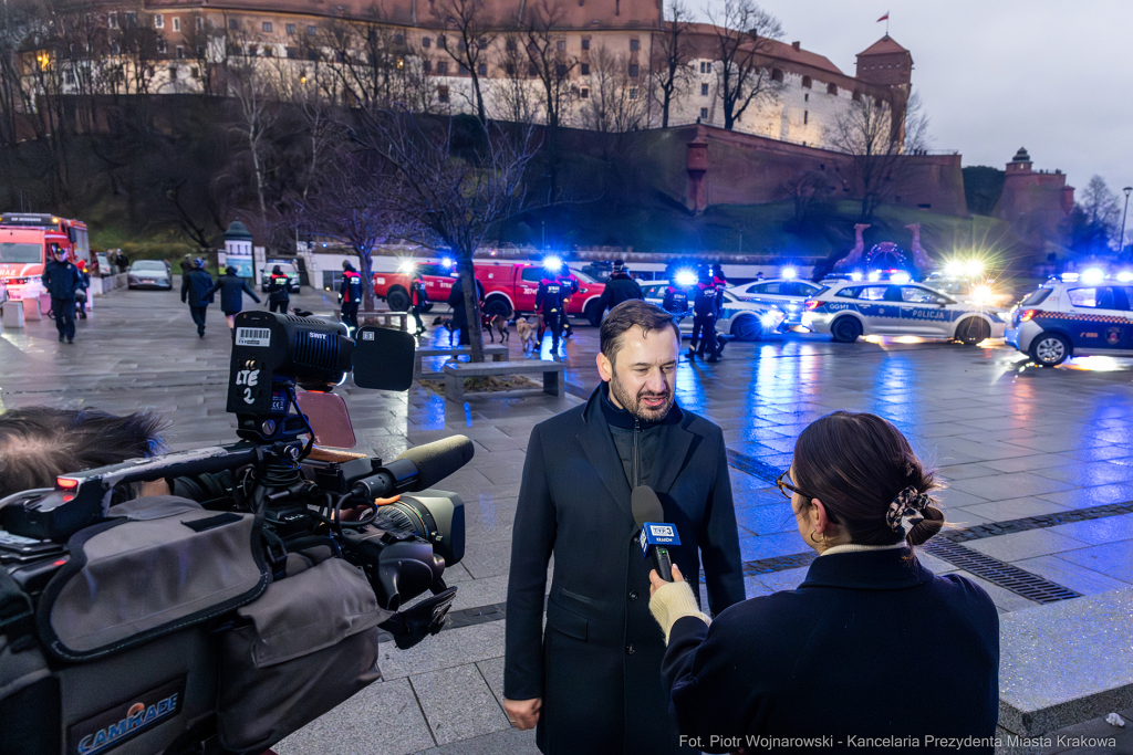 Miszalski, przekazanie, samochody, Wawel, spotkanie, Honoris Gratia, Jastrząb, Dorota Marek, służ  Autor: P. Wojnarowski