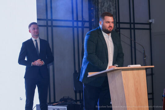 bs-241214-bsk_7465.jpg-gala, Sęk, Medicina