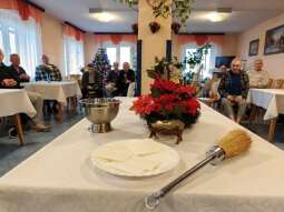 img20241220105029.jpg-Opłatkowe spotkania na Helclów.