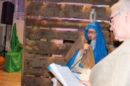 dscf9242.jpg-Jasełka z niespodziankami na Helclów.