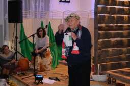 dscf9279.jpg-Jasełka z niespodziankami na Helclów.