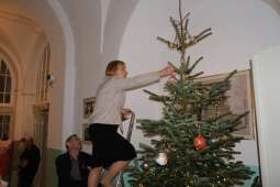 dscf9303.jpg-Jasełka z niespodziankami na Helclów.