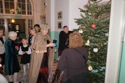 dscf9309.jpg-Jasełka z niespodziankami na Helclów.