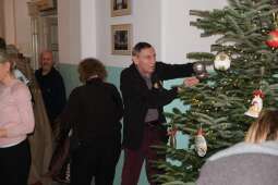 dscf9310.jpg-Jasełka z niespodziankami na Helclów.