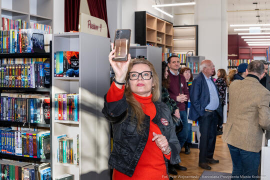 biblioteka, Teatralna, filia 55, otwarcie, remont, zdjęcia, Staniszewska, Drabik, Mazurkiewicz