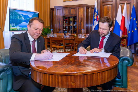 porozumienie, podpisanie, Miszalski, Ziębicki, UMK, UEK, zdjęcia