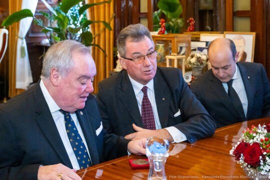 umk_6338.jpg-mistrz, zakon maltański, Miszalski, spotkanie, zdjęcia