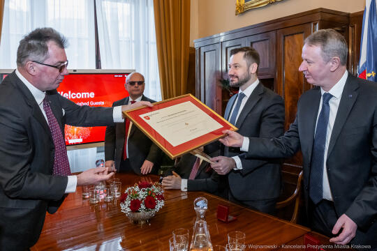 umk_6351.jpg-mistrz, zakon maltański, Miszalski, spotkanie, zdjęcia