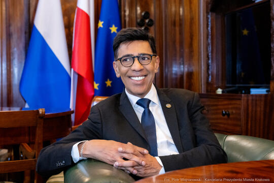 pw_417_07_fot. piotr wojnarowski.jpg-Miszalski, spotkanie, Younous Omarjee, zdjęcia