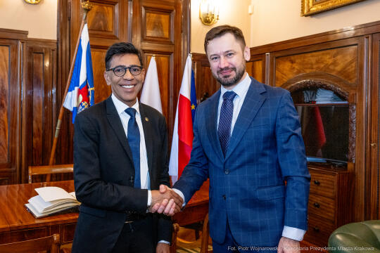 pw_417_15_fot. piotr wojnarowski.jpg-Miszalski, spotkanie, Younous Omarjee, zdjęcia