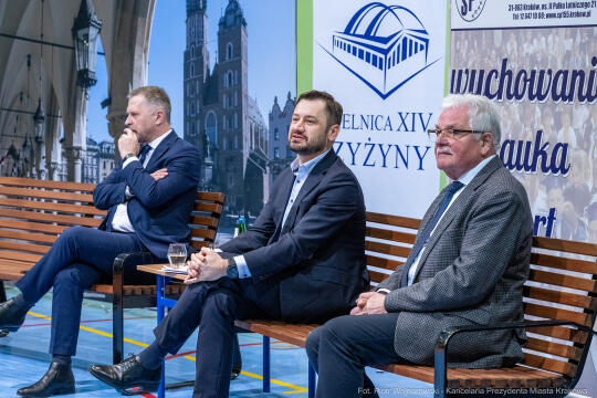 Miszalski, Ławka Dialogu, Czyżyny, zdjęcia, Kracik, Mazur, mieszkańcy, SP 155