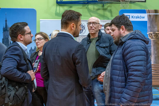 Miszalski, Ławka Dialogu, Czyżyny, zdjęcia, Kracik, Mazur, mieszkańcy, SP 155